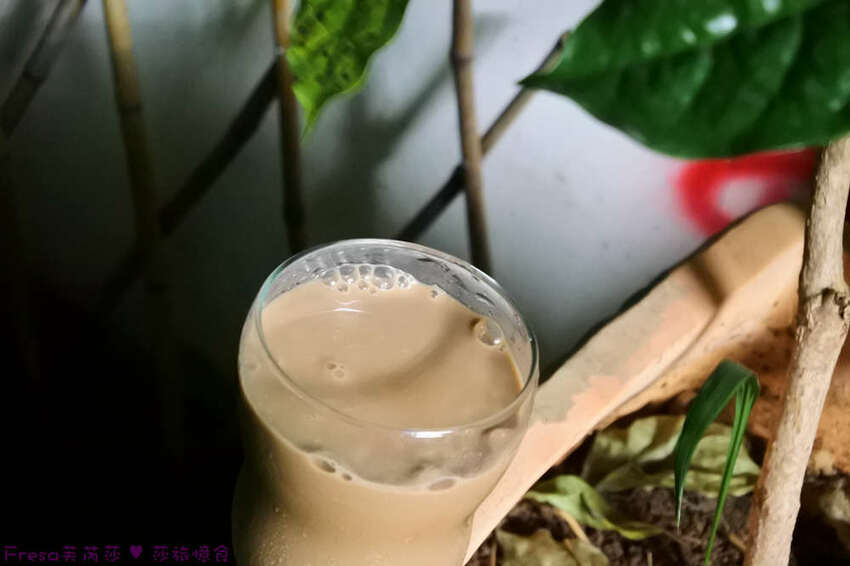 台南飲料【拉 CHA.泰】成大育樂商圈美食.泰式奶茶專賣.濃厚系泰奶味│後火車站│東區美食 - Fresa芙芮莎♥莎旅憶食