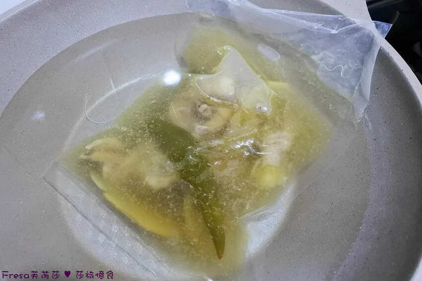 宅配麵食【築水引】溫順雞湯香辣風味「剝皮辣椒雞麵」特選花蓮剝皮辣椒+厚塊雞肉/甘甜湯底超夠味 - Fresa芙芮莎♥莎旅憶食