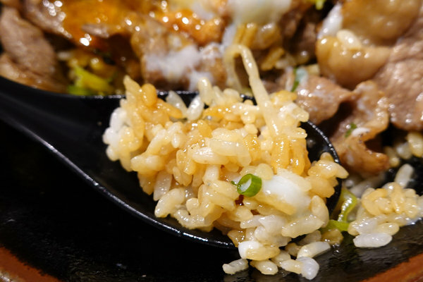 新店燒肉丼飯推薦-川牛木石亭新店中正店，大份量熟食蓋飯 (30).jpg