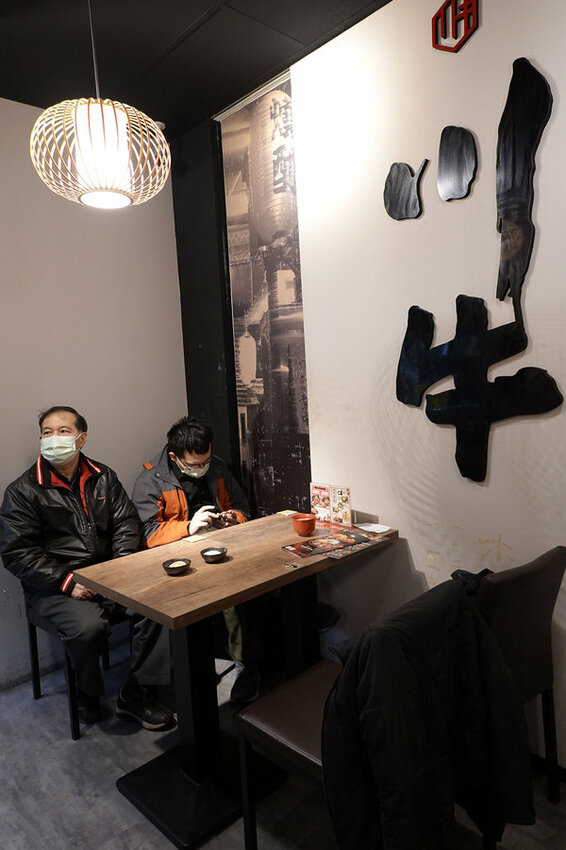 新店燒肉丼飯推薦-川牛木石亭新店中正店，大份量熟食蓋飯 (15).jpg