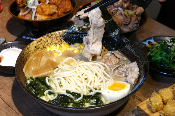 川牛木石亭新店中正店/ Emily Yang 提供 川牛木石亭新店中正店/ Emily Yang 提供