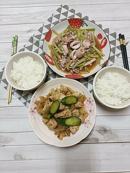 /tmp/php8vEHg6 /tmp/php8vEHg6