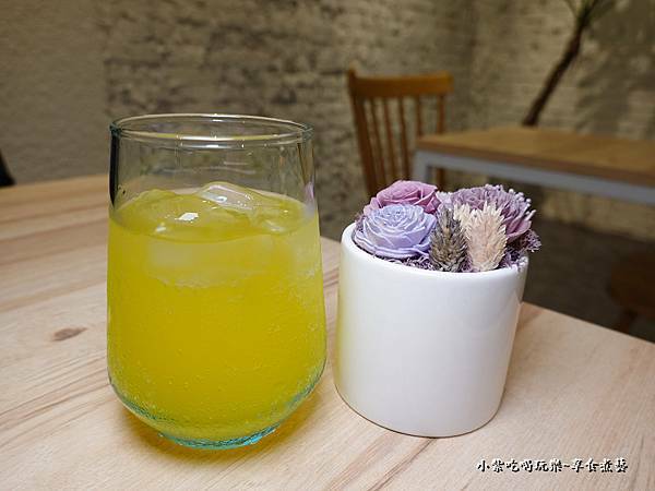 賓德寶百香果風味氣泡飲-桃園surry Hills cafe'  (2).jpg