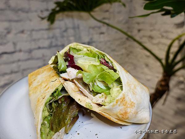 酪梨雞肉捲餅-桃園surry Hills cafe' (1).jpg