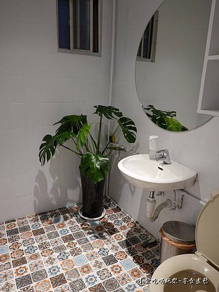 洗手間-桃園surry Hills cafe' (2).jpg