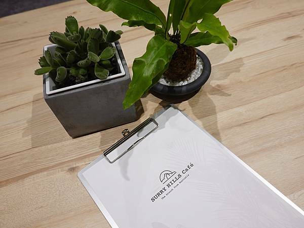 桃園surry Hills cafe'菜單 (3).JPG