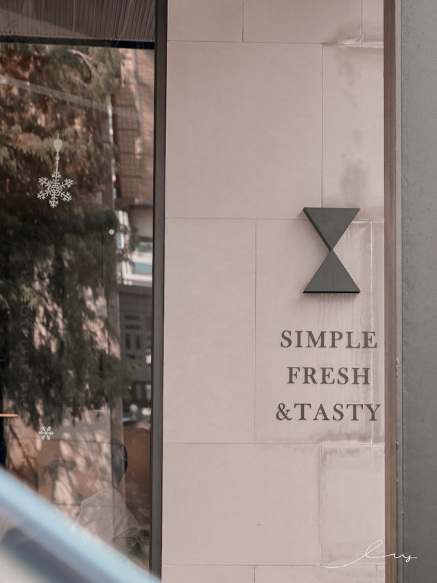 台中不限時網美咖啡廳,酥脆丹麥土司超好吃,純白北歐風拍好拍滿,洽公約會都合適!