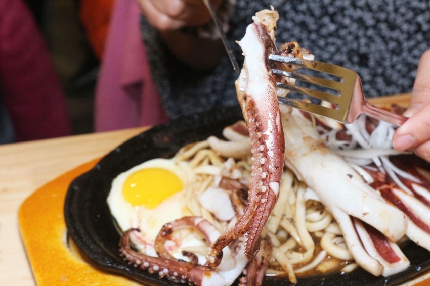 NT牛排館魷魚腳-min.jpg