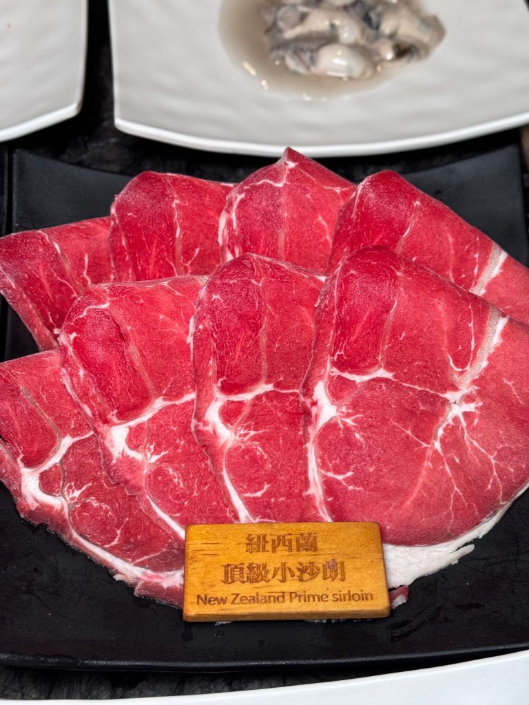 台北松江南京｜【石‧撈麻辣鴛鴦鍋】$698起吃到飽！超特別魷魚螺肉蒜湯底！ - 雁雁｜美食 旅遊 生活娛樂