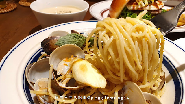 青春Aoharu Burger 台北世貿店 菜單：隱巷日式洋食老宅風.帆立貝明太子麵.大人系手工布丁