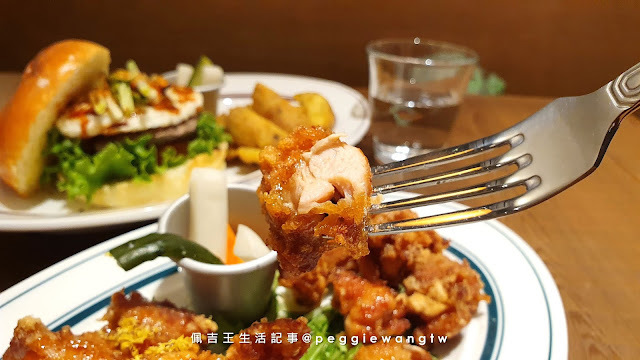 青春Aoharu Burger 台北世貿店 菜單：隱巷日式洋食老宅風.帆立貝明太子麵.大人系手工布丁