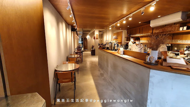 青春Aoharu Burger 台北世貿店 菜單：隱巷日式洋食老宅風.帆立貝明太子麵.大人系手工布丁