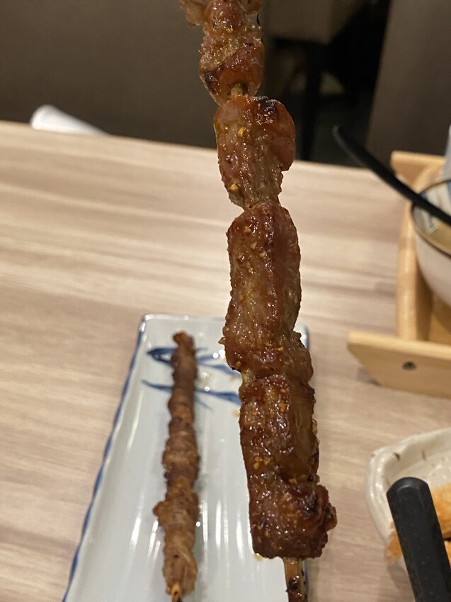 台北市信義區#我來開箱 松菸超適合聚餐的第一名鰻魚飯｜初鰻x職人味自慢🐟🥇