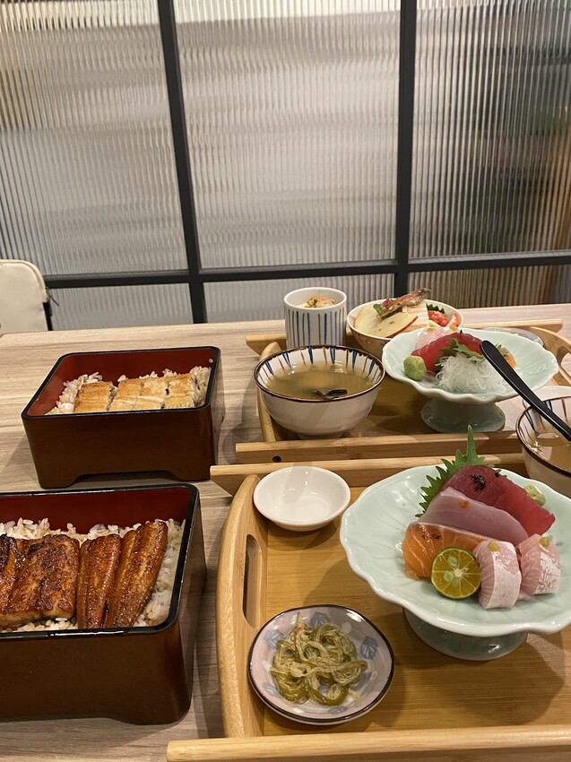 台北市信義區#我來開箱 松菸超適合聚餐的第一名鰻魚飯｜初鰻x職人味自慢🐟🥇