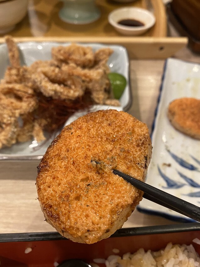 台北市信義區#我來開箱 松菸超適合聚餐的第一名鰻魚飯｜初鰻x職人味自慢🐟🥇