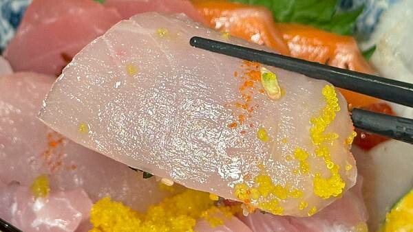 LINE_ALBUM_初鰻_250708_124