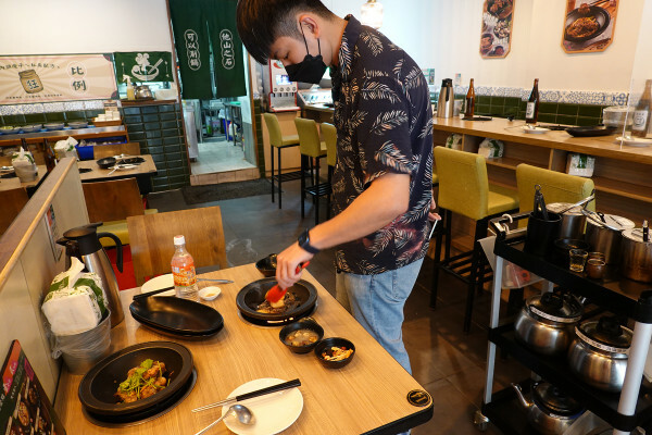 最潮必吃台式火鍋店-狂一鍋蘆洲集賢店,外國人來台必吃的台式火鍋,新北蘆洲排隊名店,中午時段限定299&339超值體驗價