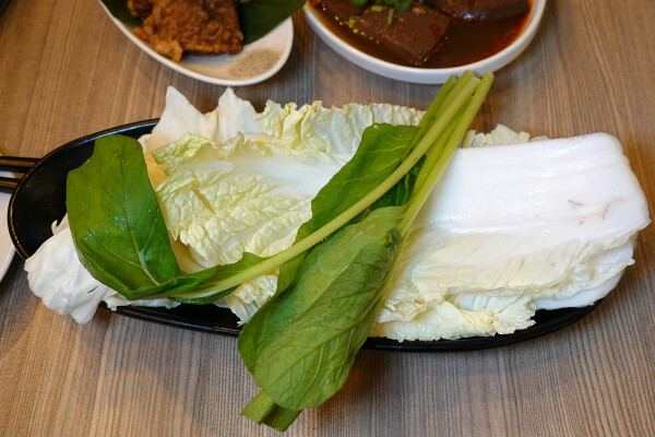 最潮必吃台式火鍋店-狂一鍋蘆洲集賢店,外國人來台必吃的台式火鍋,新北蘆洲排隊名店,中午時段限定299&339超值體驗價