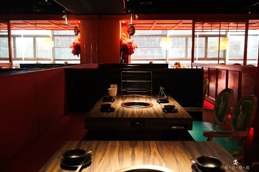 草莓控要爆動啦！辛巴適麻辣鍋 台北1號店 週年慶下殺全時段不分假日只要599元起 頂級肉品/大湖草莓/草莓甜點/生啤 通通讓你吃到爽！壽星還加碼白蝦吃到飽！ @兔貝比的菲比尋嚐