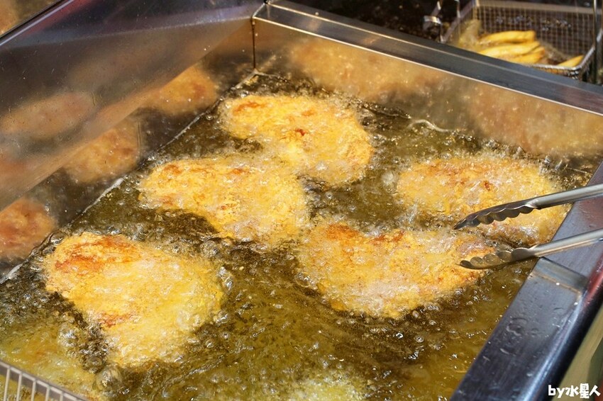 豪傳說雞排台中逢甲店