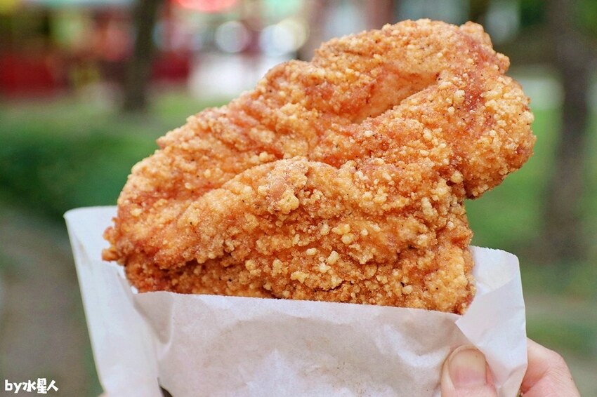 豪傳說雞排台中逢甲店