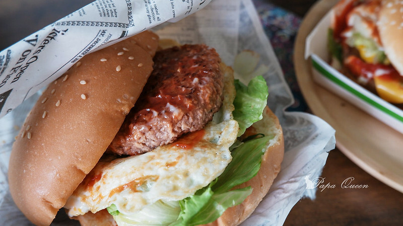 台中南屯｜早餐　早蔬早午餐～透早就有南洋風味鐵板麵／超大漢堡可以享用是一件美好的事啊！