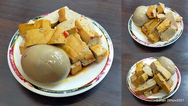 「溫州大餛飩台北忠孝店」(Wenzhou Wonton store), Taipei, Taiwan, SJKen, Nov 28,2021.