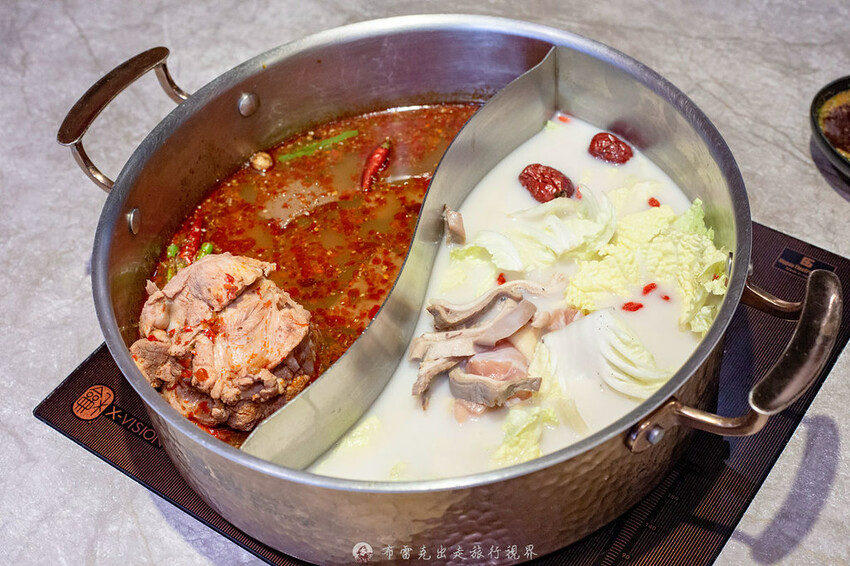 不到千元就有六款和牛吃到飽的麻辣火鍋竟然還有超好吃的大骨｜布雷克出走旅行視界