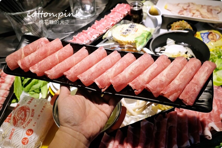 台中火鍋吃到飽這家最特別！一中花漾轉轉鍋迴轉火鍋吃到飽菜單升級～最低一人只要199元 - 棉花糖的天空