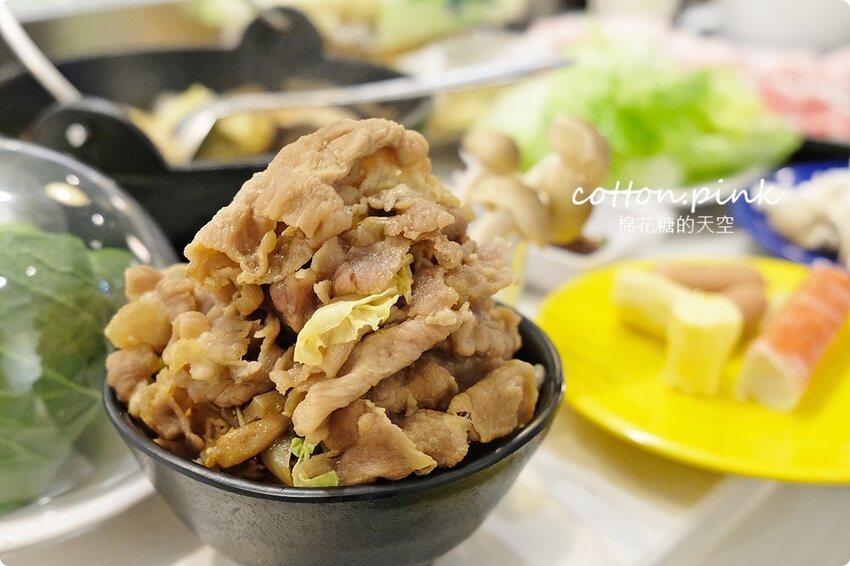 台中火鍋吃到飽這家最特別！一中花漾轉轉鍋迴轉火鍋吃到飽菜單升級～最低一人只要199元 - 棉花糖的天空