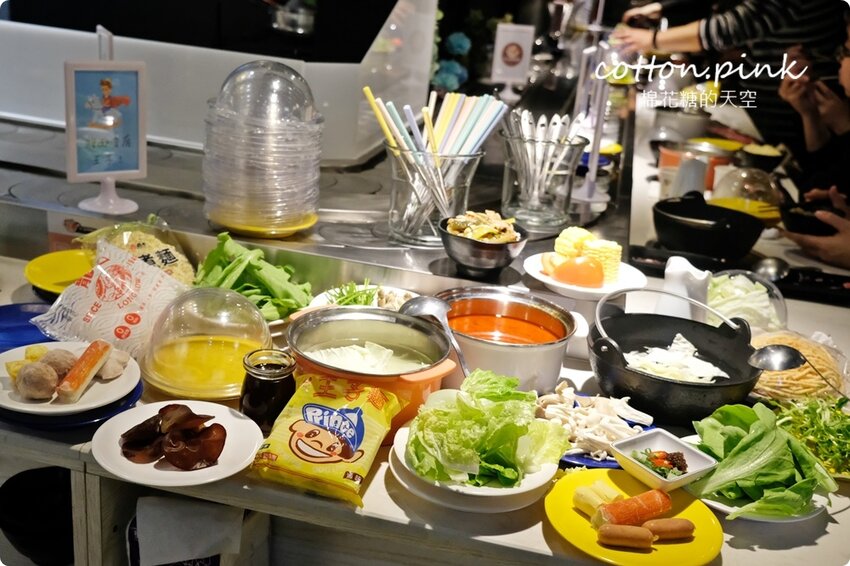 台中火鍋吃到飽這家最特別！一中花漾轉轉鍋迴轉火鍋吃到飽菜單升級～最低一人只要199元 - 棉花糖的天空