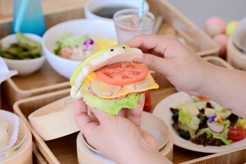 台中秋紅谷早午餐健康可愛饅頭 少女心萌翻角落小夥伴造型饅頭 好吃還能買回家/美姬饅頭