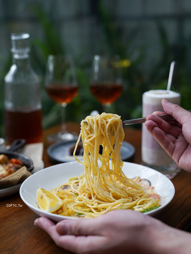 公益路早午餐「RUMspace」北歐風質感玻璃屋公益路美食推薦