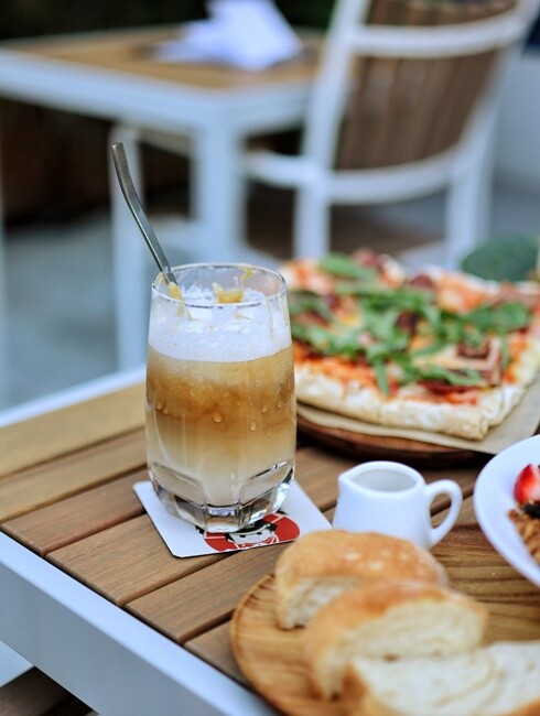 【台中食記】不出國也能體驗北歐丹麥氛圍『RUMspace 』結合做咖啡、JINJIN甜點、悅陞家居的創意美學空間。