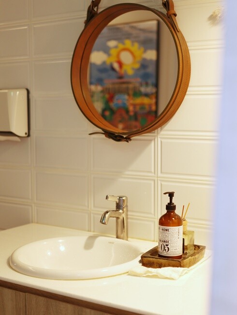 【台中食記】不出國也能體驗北歐丹麥氛圍『RUMspace 』結合做咖啡、JINJIN甜點、悅陞家居的創意美學空間。