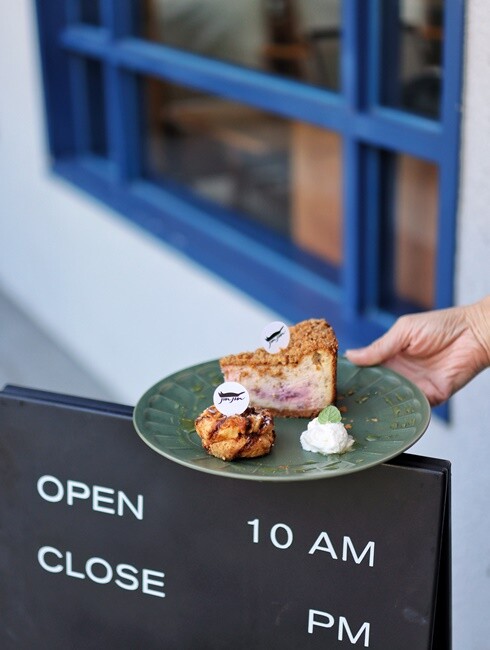 【台中食記】不出國也能體驗北歐丹麥氛圍『RUMspace 』結合做咖啡、JINJIN甜點、悅陞家居的創意美學空間。