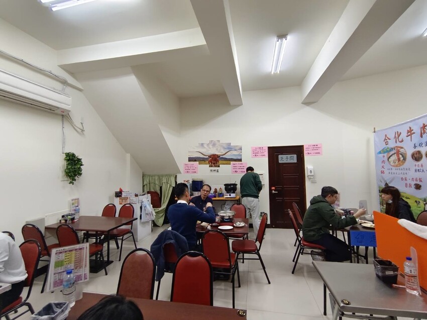 【台南.善化】合化牛肉。超美味超鮮嫩溫體牛肉湯+消費滿$100香醇可口中藥香氣滷肉飯吃到飽