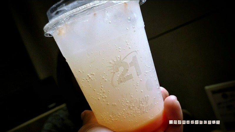 21世紀風味館 高雄鳳山青年店 炸雞 烤雞 披薩 漢堡 21世紀風味館 高雄鳳山青年店 炸雞 烤雞 披薩 漢堡