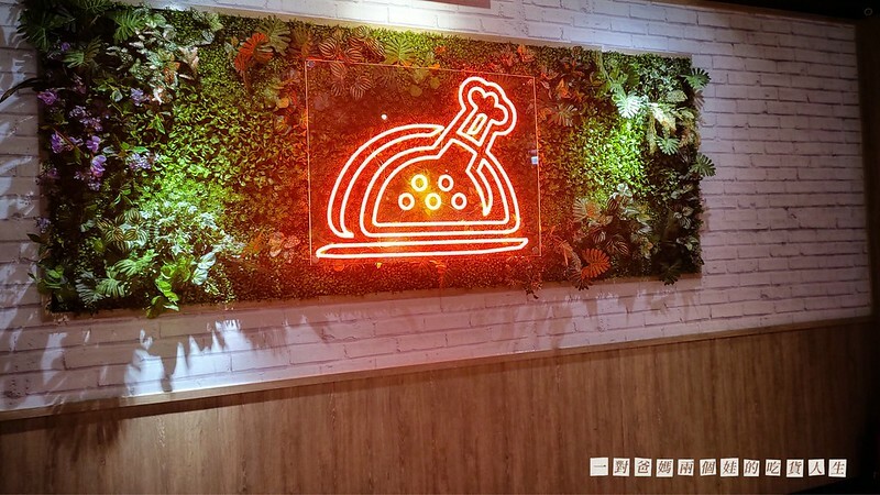 21世紀風味館 高雄鳳山青年店 炸雞 烤雞 披薩 漢堡 21世紀風味館 高雄鳳山青年店 炸雞 烤雞 披薩 漢堡