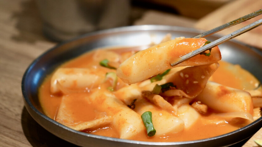 [新莊] 燒桶子韓式烤肉｜宏匯廣場美食推薦「平價韓式烤肉」小菜冰棒吃到飽！