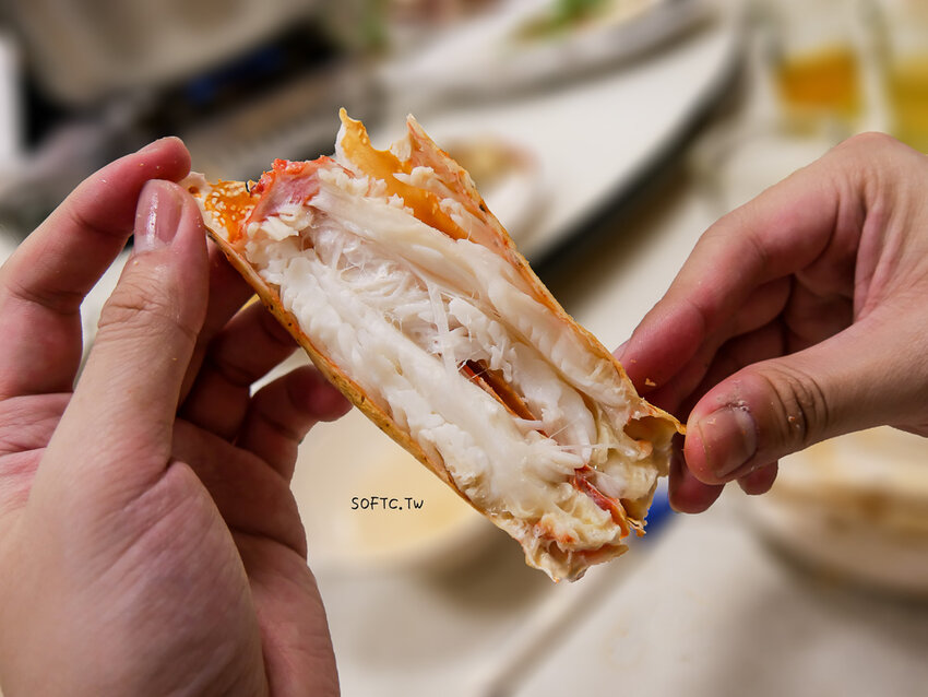 行天宮站美食推薦》89海鮮●生猛活體帝王蟹現抓現煮超新鮮! 合江街超人氣火鍋燒烤兩吃帝王蟹