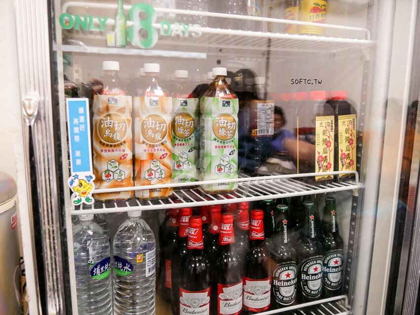 行天宮站美食推薦》89海鮮●生猛活體帝王蟹現抓現煮超新鮮! 合江街超人氣火鍋燒烤兩吃帝王蟹