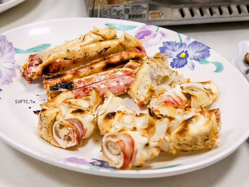 行天宮站美食推薦》89海鮮●生猛活體帝王蟹現抓現煮超新鮮! 合江街超人氣火鍋燒烤兩吃帝王蟹