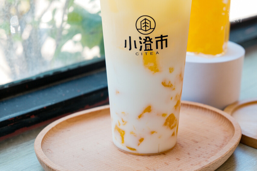 台中西區|把新鮮柳橙變成Q彈澄凍!今夏不能錯過的台中特色飲料