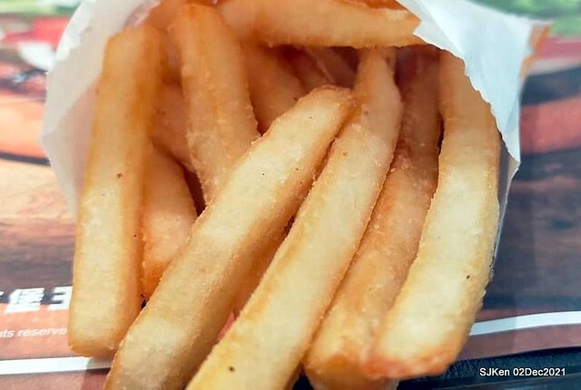 「漢堡王 Burger King 長春店」(Burger King convenience store), Taipei, Taiwan, SJKen, Dec 2, 2021.