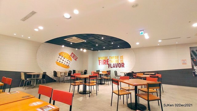 「漢堡王 Burger King 長春店」(Burger King convenience store), Taipei, Taiwan, SJKen, Dec 2, 2021.