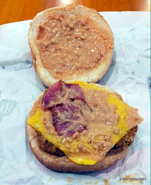 「漢堡王 Burger King 長春店」(Burger King convenience store), Taipei, Taiwan, SJKen, Dec 2, 2021.