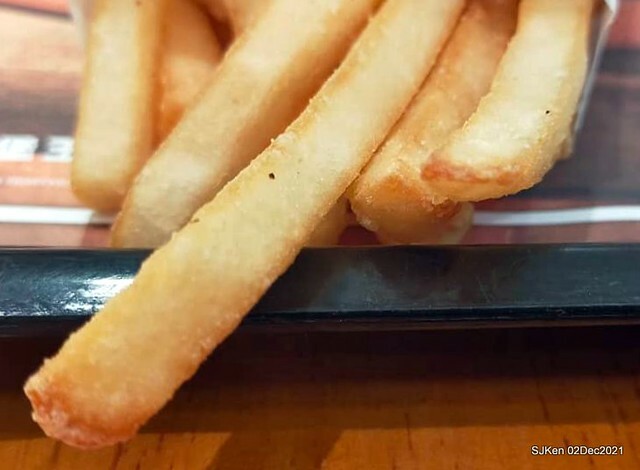 「漢堡王 Burger King 長春店」(Burger King convenience store), Taipei, Taiwan, SJKen, Dec 2, 2021.