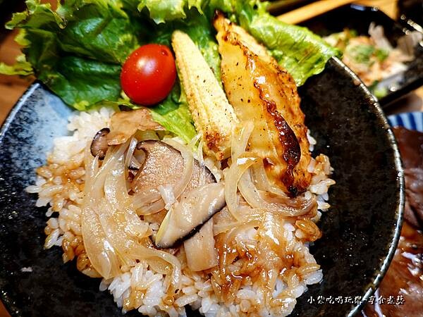 炙燒牛肉丼 -大河屋微風南京店 (1).jpg 炙燒牛肉丼 -大河屋微風南京店 (1).jpg