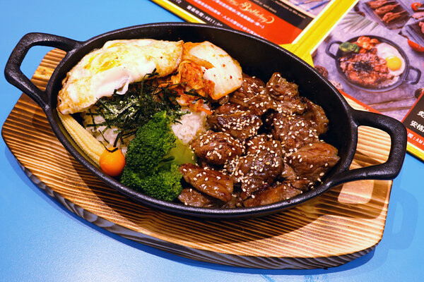 新北永和新開幕好吃平價牛排推薦-人从众厚切牛排店永和竹林店 (25).jpg